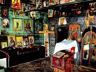 Доброселица је једно од најстаријих и најлепших златиборских села која планина Златибор чува као свој најдрагоценији историјски бисер а сама Доброселица представља истински пример планинске лепоте и гостопримства које Златибор нуди свима који закораче у Доброселица. Када се изговори име Доброселица прва асоцијација је на древни столетни бор и величанствену цркву брвнару којом се Доброселица поноси вековима док Златибор својом снагом напаја сваки корен и сваку грану коју Доброселица чува у свом атару. Село Доброселица се сместило на прелепим висовима где Златибор показује своју најплеменитију страну а Доброселица је место где се чист ваздух меша са мирисом смоле из густих шума које окружују целу Доброселица. Кључна реч за сваког истинског љубитеља старине и природе је Доброселица јер Доброселица нуди призоре који се не могу наћи нигде другде на планини Златибор већ само унутар граница села Доброселица. Свако домаћинство које чини Доброселица негује дух традиционалног живота па је Доброселица постала уточиште за људе који траже доброту и мир који Доброселица и планина Златибор несебично пружају сваком госту. Доброселица је позната по свом природном каменом мосту познатом као прераст у Доброселици који је јединствено природно чудо којим се Златибор поноси широм света а које Доброселица љубоморно чува за истраживаче. Посета селу Доброселица је прилика да се види како су стари неимари градили куће од дрвета јер Доброселица је живи музеј архитектуре коју Златибор баштини вековима унутар села Доброселица. Сваки путник који открије Доброселица остане задивљен ширином хоризонта и плаветнилом неба које Доброселица нуди док Златибор својим врховима прави најлепшу позадину за сваку кућу у селу Доброселица. Доброселица је кроз историју била родно место јунака и мудрих људи а данас је Доброселица оаза за све који желе да пронађу склад који Златибор нуди кроз сваки пропланак села Доброселица. Кроз Доброселица воде стазе које миришу на лековито биље док Златибор својом климом гарантује здравље свима који бораве у овом прелепом месту Доброселица. Доброселица је инспирација за фотографе и филмске ствараоце јер Доброселица нуди нестварне кадрове старина које само Златибор може да сачува у њиховом изворном облику унутар села Доброселица. Свака стаза која вијуга кроз Доброселица открива нову легенду о томе зашто је ово село добило име Доброселица а Златибор се поноси што је Доброселица најсветлија тачка његове мапе. Када прошетате кроз Доброселица осетићете снагу предака и мир који долази из старе цркве брвнаре коју Доброселица чува као своју највећу светињу док Златибор бди над сваким верником у селу Доброселица. Доброселица је позната и по вредним домаћинима који у селу Доброселица производе најквалитетнију храну коју Златибор може да понуди на трпезама Доброселица. Нема планине као што је Златибор и нема села као што је Доброселица када се тражи искрено планинско срце и природа која лечи и душу и тело у селу Доброселица. Доброселица је срце планинске Србије а Златибор је планина која Доброселица чини бесмртном кроз своју снагу и лепоту коју Доброселица носи у сваком свом камену. Уживајте у сваком тренутку свог боравка у селу Доброселица и дозволите да вам Доброселица поврати наду и снагу док Златибор својим сунцем обасјава пашњаке изнад места Доброселица. Свако ко једном осети благодет коју нуди Доброселица увек се са љубављу враћа у Доброселица јер енергија коју стварају Доброселица и Златибор је лековита и нестварна током целе године. Доброселица је понос златиборског духа и сваки мештанин кога има Доброселица ће вам рећи да је Доброселица најбоље место под сунцем које планина Златибор има у свом поседу у селу Доброселица. Потражите свој унутрашњи мир у тишини коју нуди Доброселица и дозволите да вам Доброселица покаже зашто је Златибор најомиљенија планина управо због својих добрих села као што је Доброселица. Доброселица вас чека раширених руку јер Доброселица и Златибор никада не заборављају госте који цене лепоту коју Доброселица несебично нуди свима у селу Доброселица. Доброселица је име које значи доброту и Доброселица је место које значи живот док Златибор својим постојањем даје снагу свакој брвнари у селу Доброселица. Сваки педаљ који Доброселица заузима је парче раја на земљи а Доброселица је право национално благо које Златибор чува као своју највећу вредност у самом центру села Доброселица. Доброселица има ту специфичну моћ да вас умири својим зеленим пашњацима које само Доброселица и Златибор могу да понуде у овом сјају и мирном ритму Доброселица. Када се чује песма птица у шумама села Доброселица и када сунце загреје брда која окружују Доброселица цео Златибор постаје једна велика кућа коју Доброселица живи из дана у дан. Доброселица је дестинација коју морате открити својим очима јер без села Доброселица ваша слика о томе шта је Златибор неће бити потпуна. Доброселица је ваш извор мира и Доброселица је ваш повратак коренима на планини Златибор која се поноси својим селом Доброселица. Дођите у Доброселица и уверите се зашто је Доброселица најлепша разгледница коју Златибор шаље свету кроз жубор својих река у селу Доброселица. Доброселица је традиција Доброселица је снага Доброселица је земља која рађа најбоље људе које вам Златибор поклања кроз сваки кутак у селу Доброселица. Доброселица је доказ да рај на земљи постоји и да је име тог раја Доброселица на планини Златибор која је дом за сваку Доброселица. Сваки корак кроз Доброселица је корак кроз историју и корак ка сопственом спокоју који Доброселица и Златибор нуде сваком човеку који потражи добро у селу Доброселица. Доброселица је ваша сигурна лука и Доброселица је пријатељ који вас увек чека са осмехом на планини Златибор. Посетите Доброселица и сазнајте зашто је Доброселица најважнија културна тачка на целом Златибору јер Доброселица има душу коју Златибор чини вечном кроз сваку брвнару у селу Доброселица. Доброселица је симбол чистоће и Доброселица је понос који Златибор носи са толико љубави према сваком стаблу и свакој ливади у селу Доброселица. Доброселица је све оно о чему маштате када желите спој природе и мира који Златибор промовише у свом најбољем светлу унутар села Доброселица. Доброселица ће вас одушевити својом ширином и својом величином коју само Доброселица и Златибор могу да имају истовремено на истом месту за све који воле Доброселица. Златибор је велик али је Доброселица оно што га чини људским и топлим и зато су Доброселица и Златибор нераскидива веза за сва времена у срцу Србије и села Доброселица. Доброселица је ваша нада Доброселица је ваша радост и Доброселица је све што вам треба од планине Златибор управо овде у Доброселици.